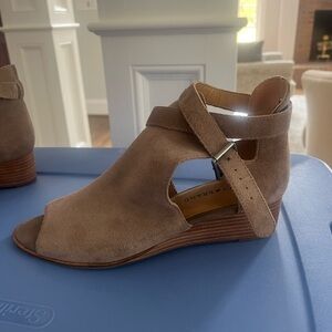 brown suede booties